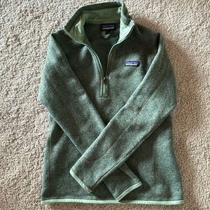 Patagonia barely worn small pullover